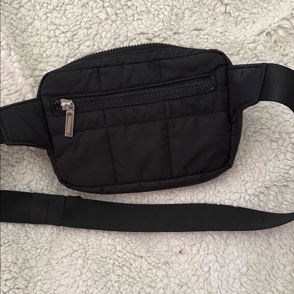 lululemon athletica Classic Black Belt Bag - Picture 3 of 3